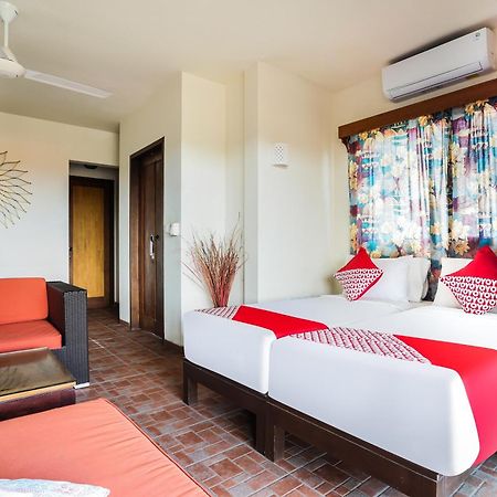 Oyo 90893 Mimpi Bungalows Kuta Lombok Esterno foto