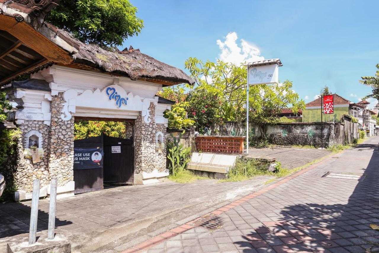Oyo 90893 Mimpi Bungalows Kuta Lombok Esterno foto