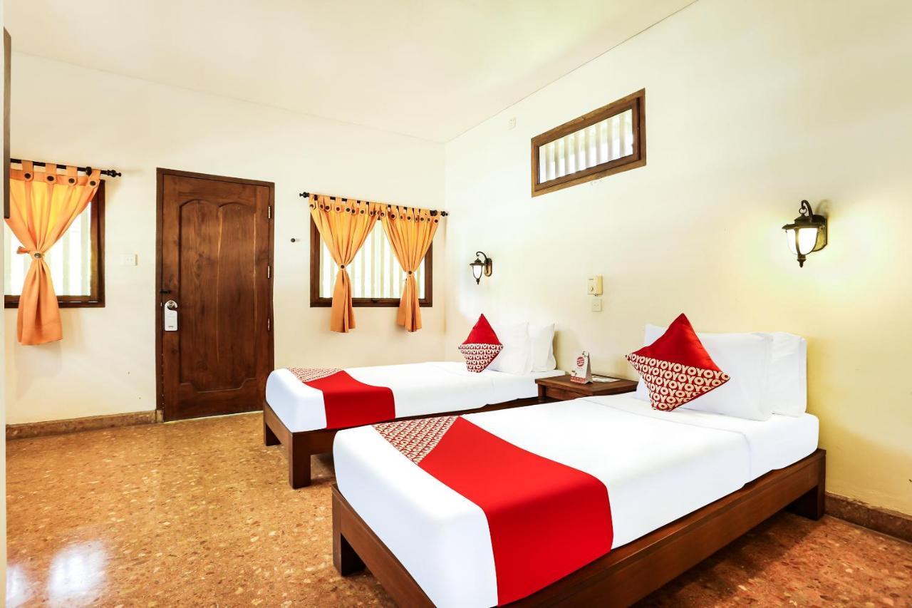 Oyo 90893 Mimpi Bungalows Kuta Lombok Esterno foto